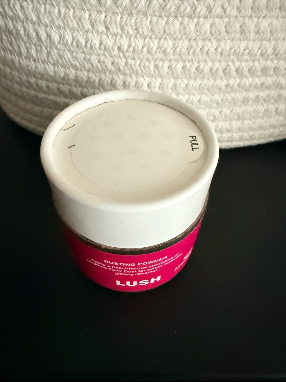 LUSH Fairy Dust Dusting Powder - Bright Pink - Picture 3 of 3